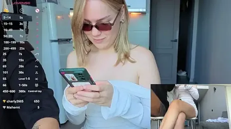 LittleForestELF2 — Stripchat stream photo (Sep 2026)