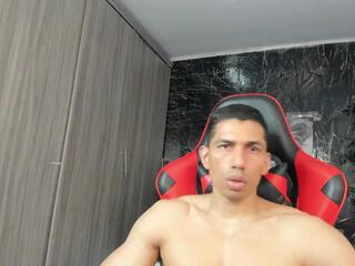 Erik Castle — Flirt4free profile photo