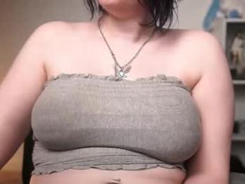 krystalsyxx — modelo de webcam en línea en chaturbate