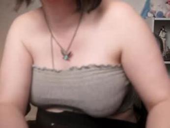 krystalsyxx — modelo de webcam en línea en chaturbate