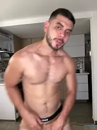 Dimitri_Bass — modelo de webcam en línea en stripchat