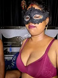 Soniya_G — Stripchat stream photo (Jul 2026)