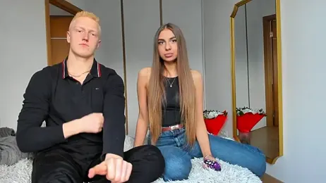 StepSisandStepBro — Stripchat stream photo (Apr 2026)