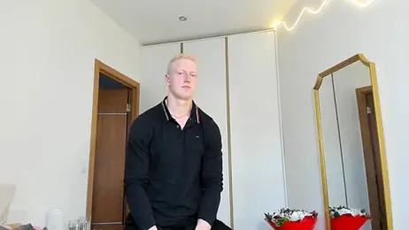 StepSisandStepBro — Stripchat stream photo (Apr 2026)