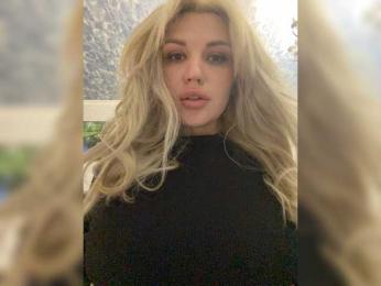 __Alya___ — modelo de webcam en línea en bongacams