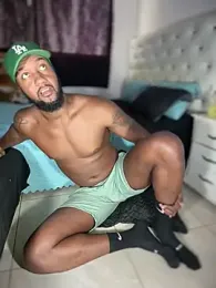 blackdrey18 — Stripchat stream photo (Mar 2026)