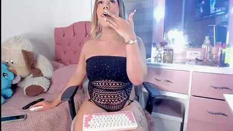 MIA_YOURHOTTIE — Stripchat profile photo