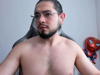 Luigi White — modelo de webcam en línea en flirt4free