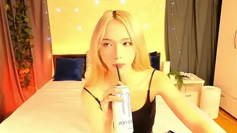 okerriella — Stripchat stream photo (Apr 2026)