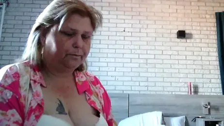 Sylviastar46 — stripchat