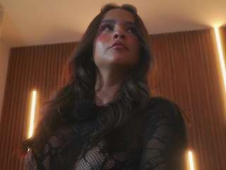 alana-haze — modelo de webcam en línea en camsoda