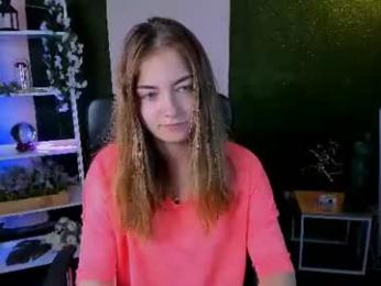 elyra_lir — Chaturbate stream photo (Jun 2026)