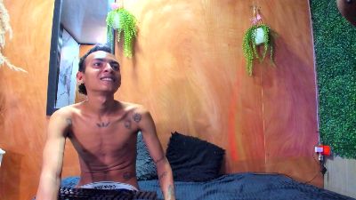 logan_steele — Cam4 stream photo (Feb 2026)