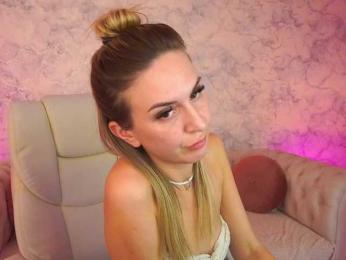 MollyWild — Bongacams stream photo (Dec 2025)