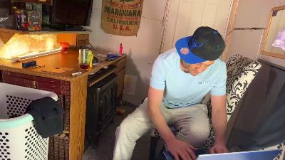 JohnRyanHellya — Cam4 stream photo (Apr 2026)