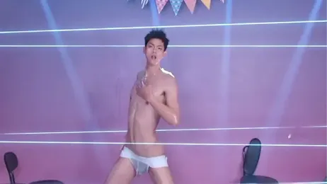 TNT-888 — modelo de webcam en línea en stripchat