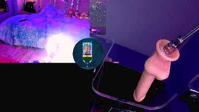 LindaCarrie — Cam4 stream photo (Aug 2026)
