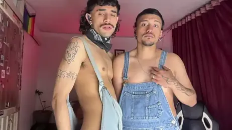 playfulboys_ — modelo de webcam en línea en stripchat