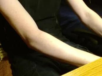 readytocum90 — Chaturbate stream photo (Apr 2026)