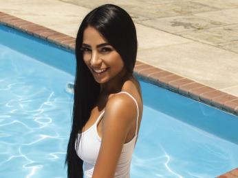 Gaenor — modelo de webcam en línea en livejasmin