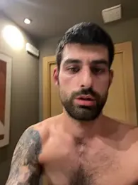 jonnibravo97 — modelo de webcam en línea en stripchat