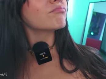 bellapazzia13 — modelo de webcam en línea en chaturbate