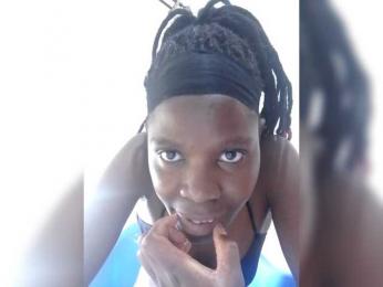 Queenbeea — Bongacams stream photo (Apr 2026)