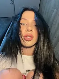 XEye_Candy — modelo de webcam en línea en stripchat