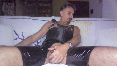 warm72 — modelo de webcam en línea en cam4