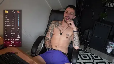 monsieurguitsxxx — Stripchat stream photo (Mar 2026)