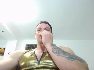 Aj S — modelo de webcam en línea en flirt4free