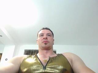 Aj S — modelo de webcam en línea en flirt4free