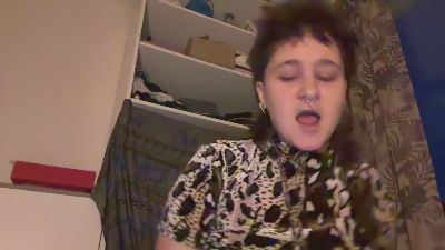 nik_taraxx — Cam4 stream photo (Nov 2025)