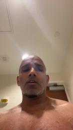 Beachmusclefit — modelo de webcam en línea en cam4