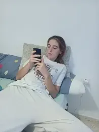 Honeygirl08 — Stripchat stream photo (Aug 2026)