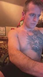 DILFiGuess1 — Cam4 stream photo (Mar 2026)