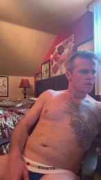 DILFiGuess1 — Cam4 stream photo (Mar 2026)