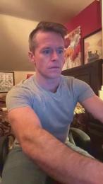 DILFiGuess1 — Cam4 stream photo (Mar 2026)