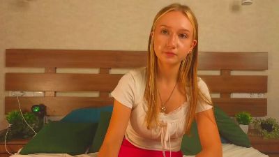 TinaPage — Cam4 stream photo (Sep 2026)