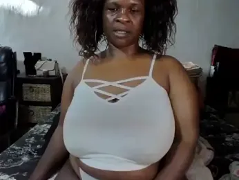 DIRTIENASTY — Stripchat stream photo (Nov 2023)