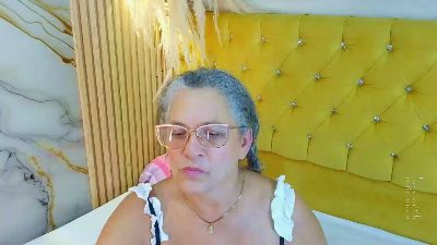 sussyperez — Cam4 stream photo (Apr 2026)