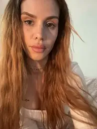 EmiliaCatalina — Stripchat stream photo (Aug 2026)