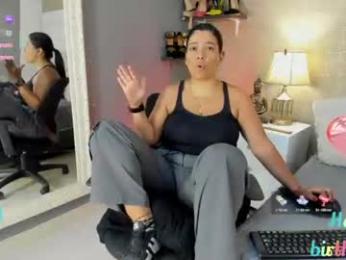 mariana_c — modelo de webcam en línea en chaturbate