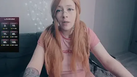 Polly_wow9 — Stripchat stream photo (Jun 2025)