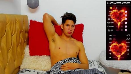 MaxxTaylor — Stripchat stream photo (Mar 2023)