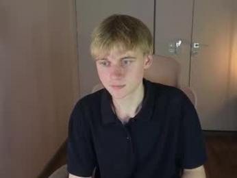 avenrey — Chaturbate stream photo (Oct 2026)