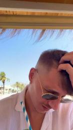 alex223 — Cam4 stream photo (Aug 2026)
