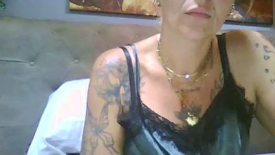 Xena6A9_90 — modelo de webcam en línea en cam4