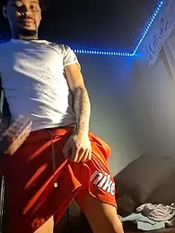 Painstickwes — Stripchat stream photo (Mar 2026)