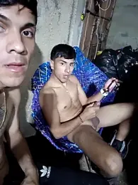 Hotsmale — modelo de webcam en línea en stripchat